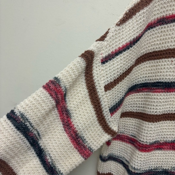 American Eagle Stripe Henley Sweater - Picture 4 of 13